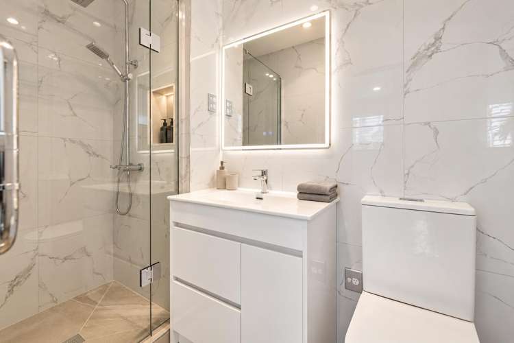 Lots 1 & 2/28 Farnborough Crescent Mangere_20