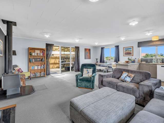 23 Matakane Street Waitarere Beach_2