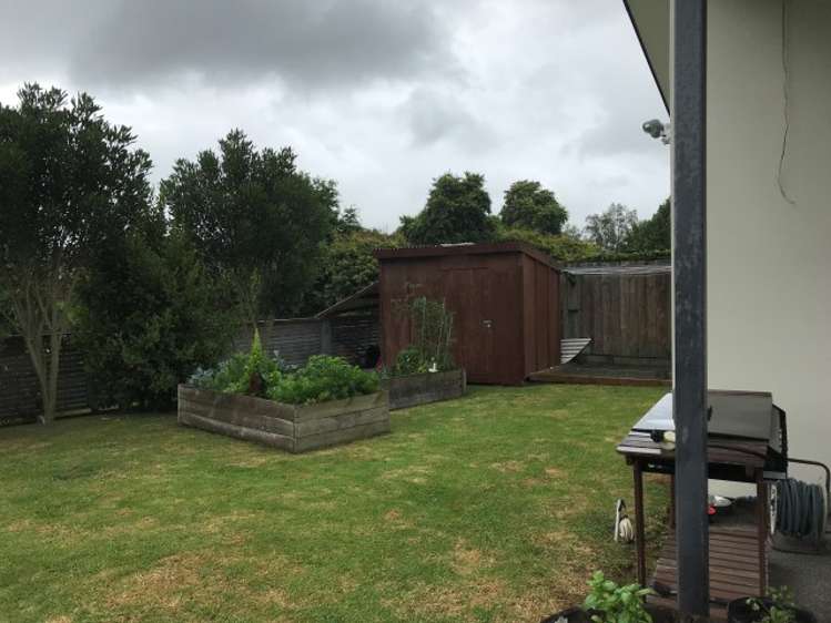 15 Horsley Grove Pyes Pa_6