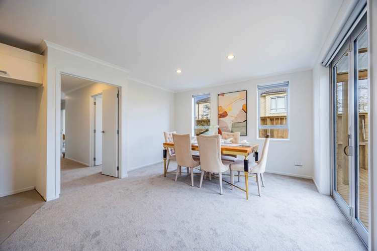 71 Fields Parade Oteha_6