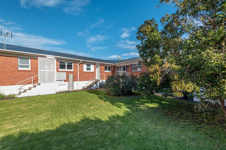 3/19 Lake Pupuke Drive Takapuna_13
