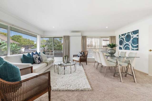 2/60 Whitford Road Northpark_1