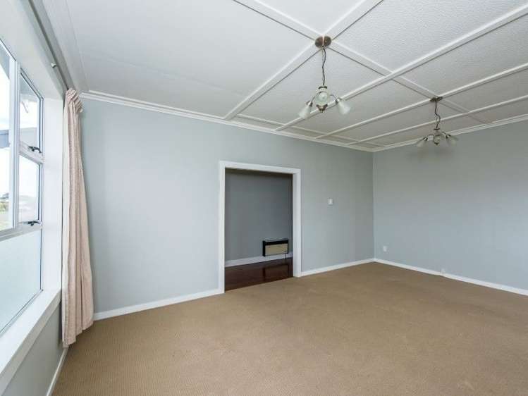 2 Surrey Road Springvale_18