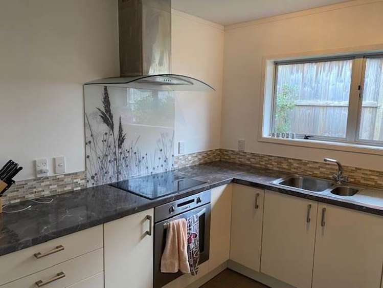 2/23 South Street Papakura_7