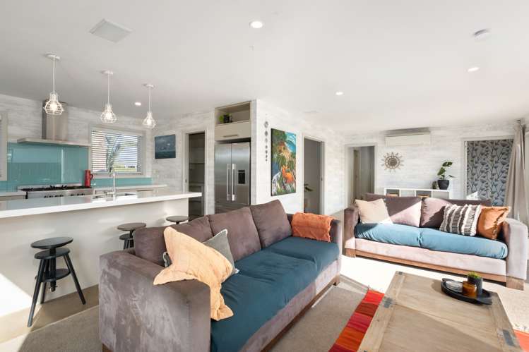 30 Surfers Avenue Waihi Beach_5