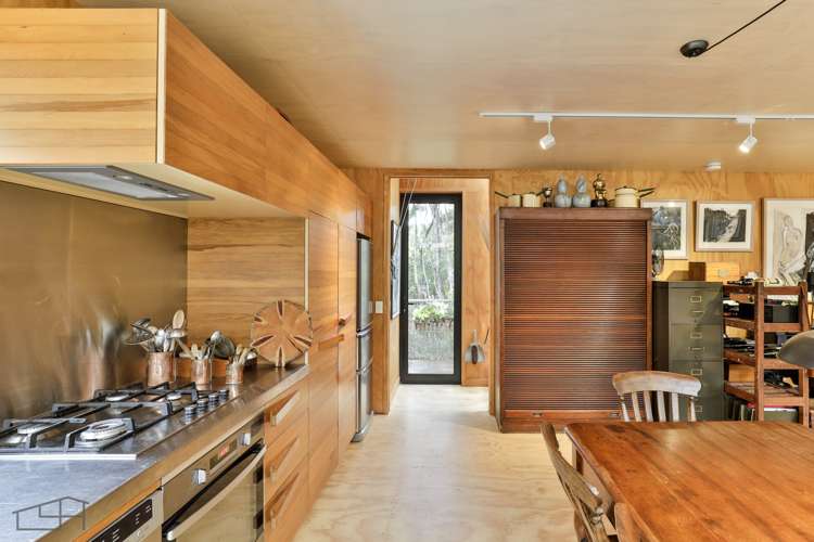 27 Longfellow Parade Glen Eden_8