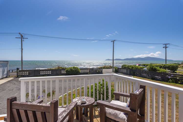 60 The Parade Paekakariki_18