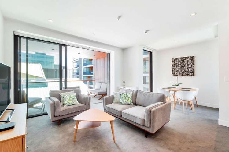 301/134 Halsey Street 500164_3