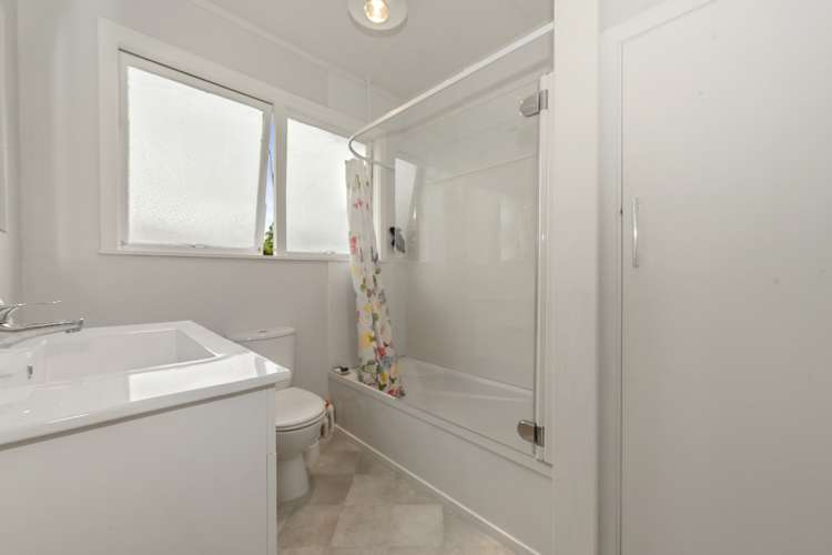 347 Cobham Drive Hillcrest_10