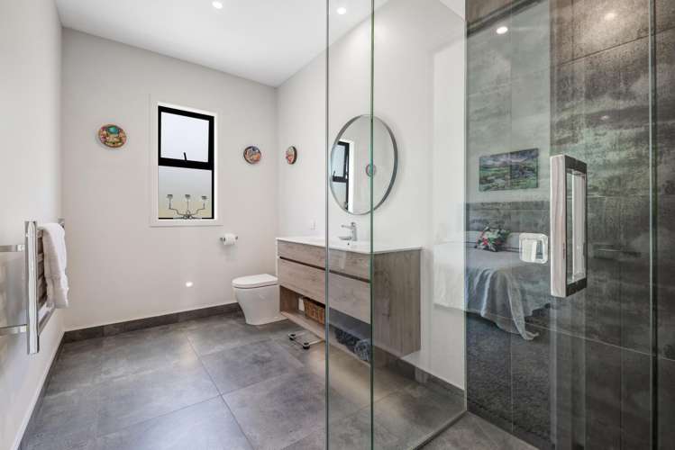 161 Sharp Road Matakana_11