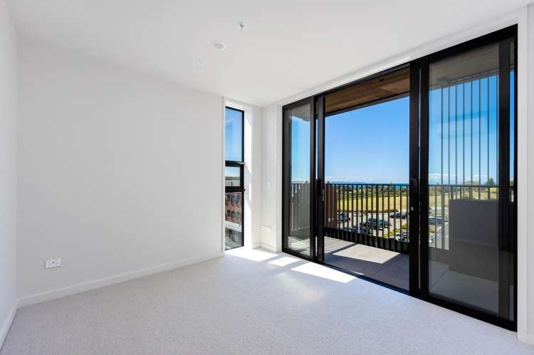 301/84C Te Oneroa Way Long Bay_13