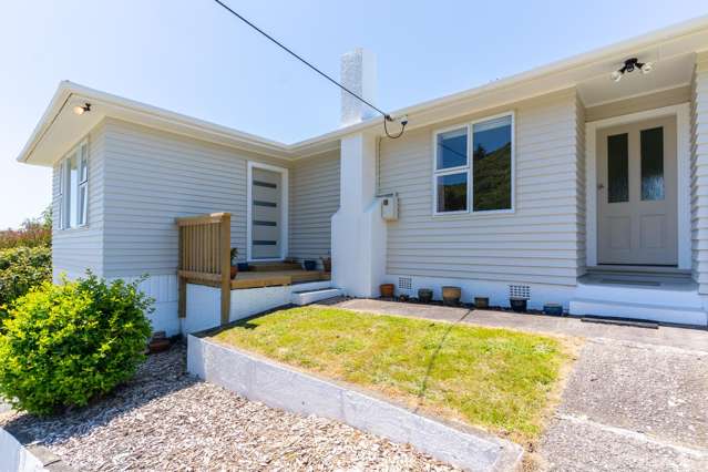 28 Franklyn Road Tawa_3