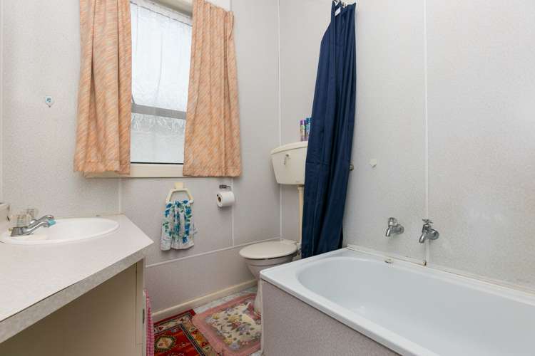 10 Caledonia Street Miramar_12