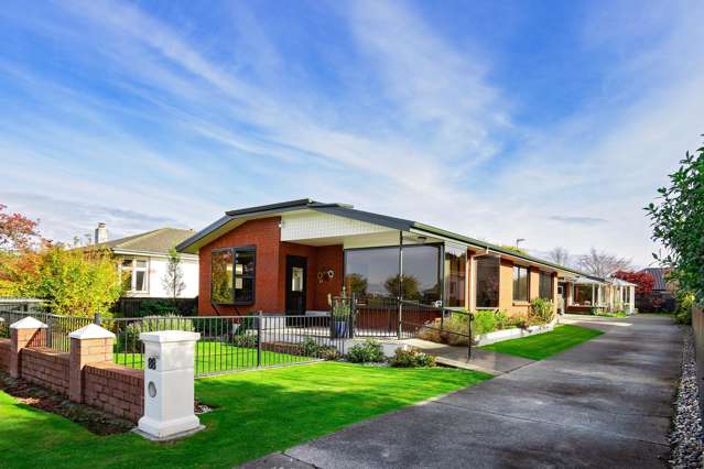 Prestigious Windsor location - a home to love