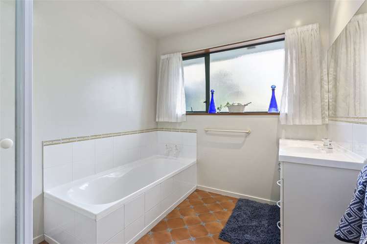 15 Littles Lane Woodend_9