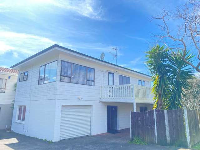 1/4 Vivian Wilson Drive Eastern Beach_1