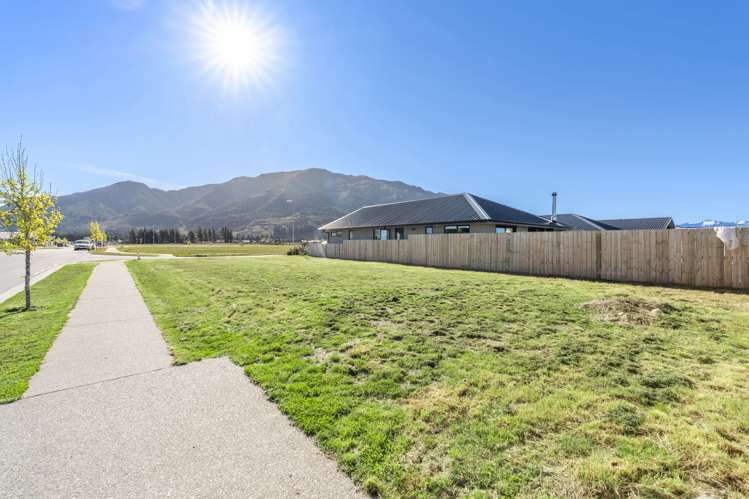 19 Caton Street Lake Hawea_5