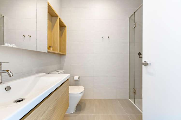 303/88 Te Oneroa Way Long Bay_15