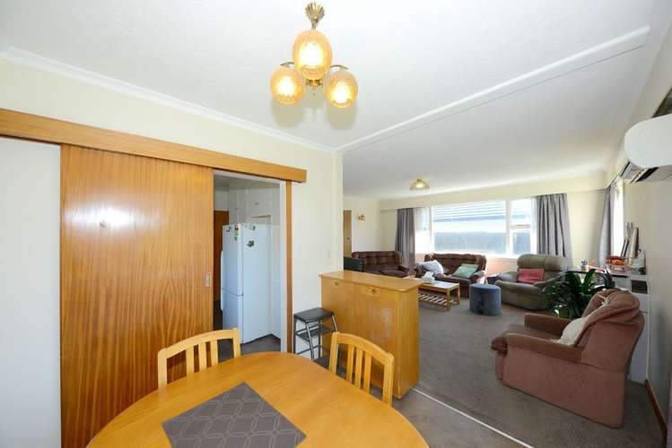 9 Shaftesbury Street Avonhead_11