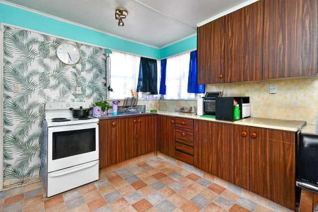 67 Friesian Drive Mangere_1
