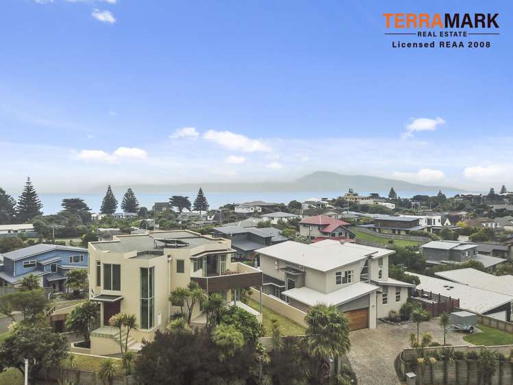 2 Metzenthin Close Raumati South_16