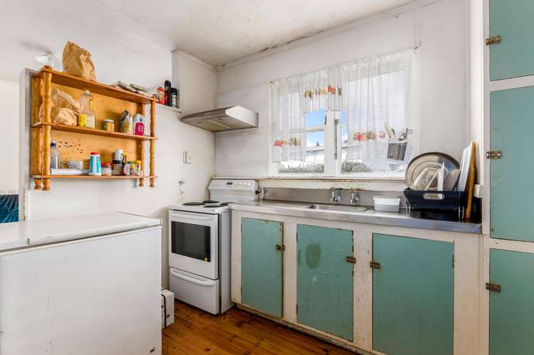 71-73 Leicester Street Cannons Creek_20