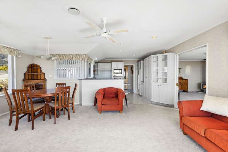 15 Selwyn Street Witherlea_2