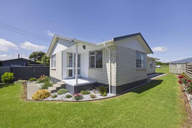 9 Lorenzen Bay Road Raglan_2