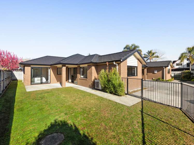 5/63 Knighton Road Hillcrest_10