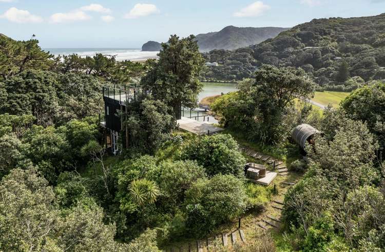 21 & 21a Beach Valley Road_5