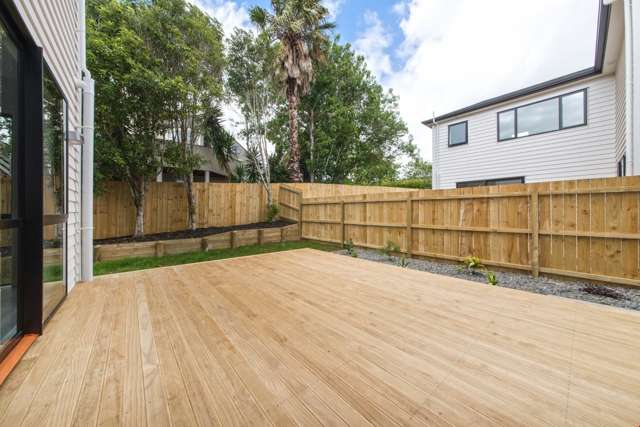 8a Dalwhinnie Parade Highland Park_3