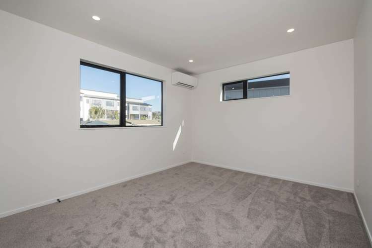 E/79 Archers Road Hillcrest_9