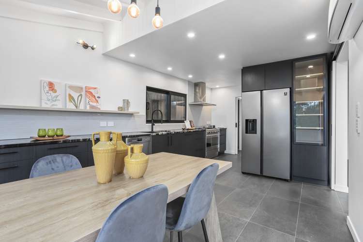 244 Konini Road Titirangi_10