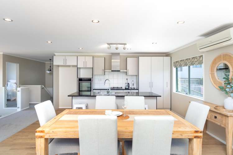 3 McEwen Crescent Riverstone Terraces_10