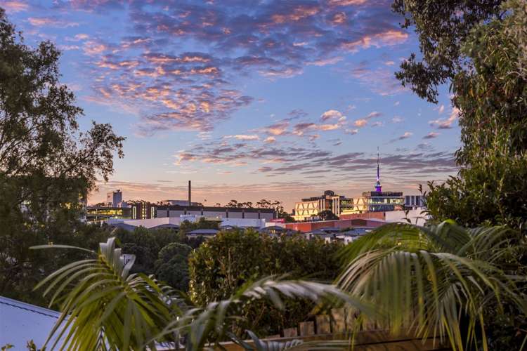 84a Bassett Road Remuera_1