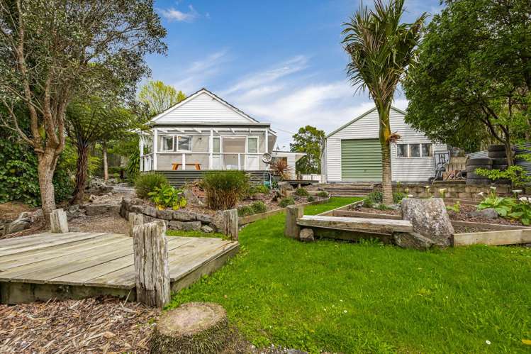 6 Cane Road Waimauku_1