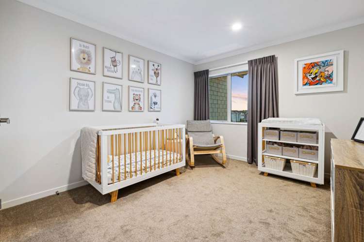 7 Horsefields Drive Flat Bush_16