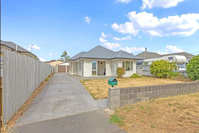 Three Bedroom Family Home In Wainoni!