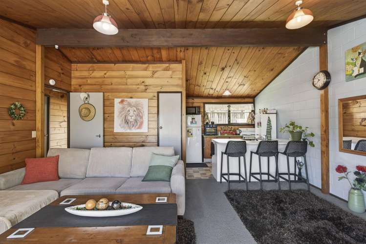 14A Ambury Place Merrilands_6