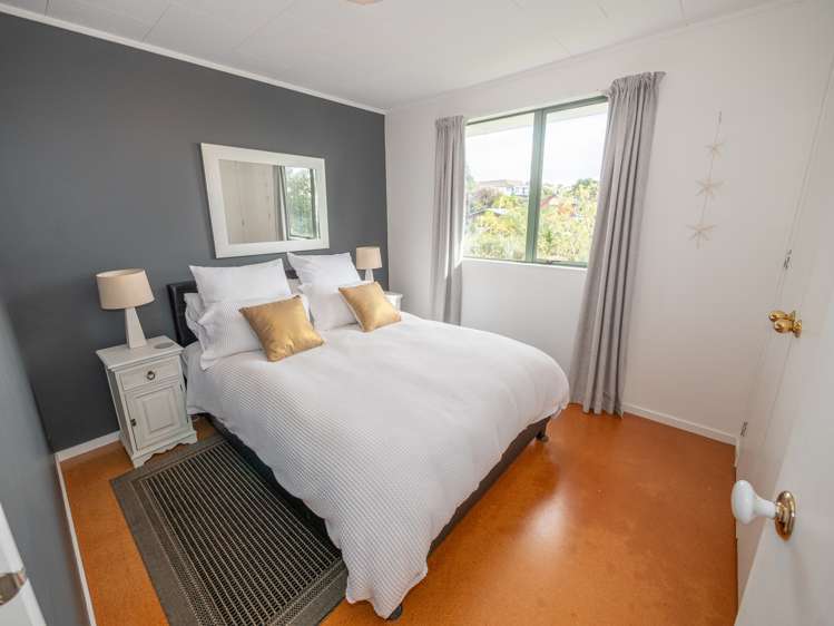 2 Dudley Crescent Cable Bay_18