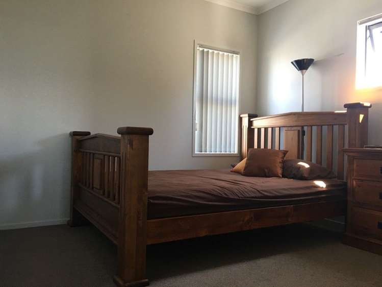 2 Hirimate Place Flat Bush_5