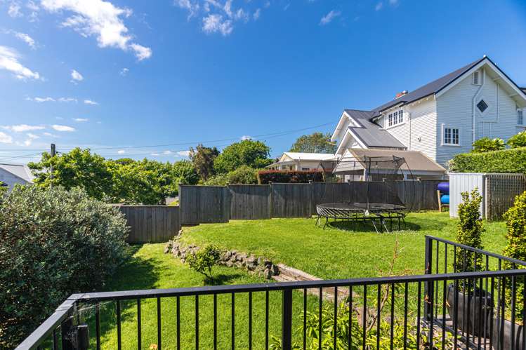 13 Kingsview Road Mount Eden_19