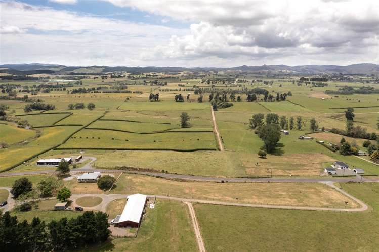 173 Falls Road Waerenga_25