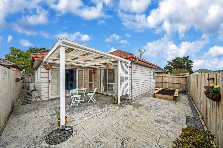 24 Espalier Drive Henderson_19