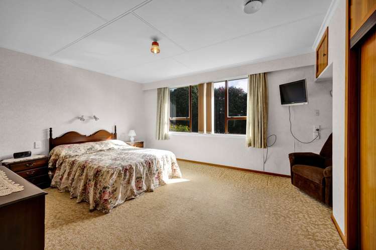 84 Domett Street Opunake_15