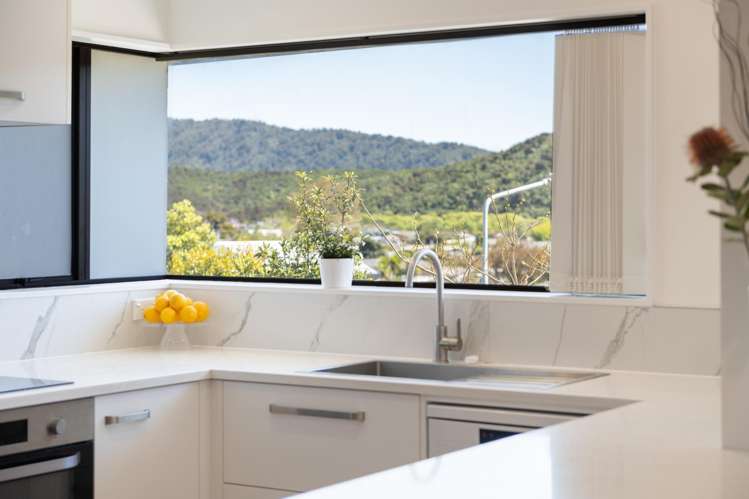 108 Moana View Road Waikawa Bay_8