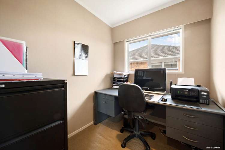 12 Letterkenny Place Blockhouse Bay_12