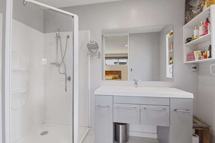 40 Wellington Street Ashley_13