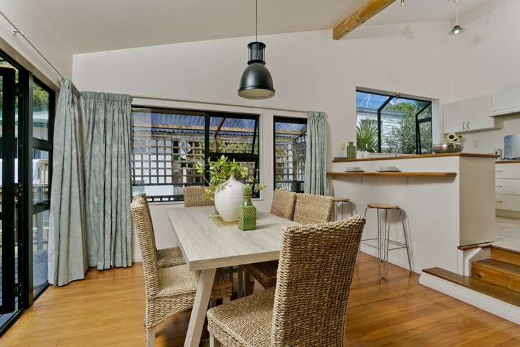 2/21 Aorangi Place Birkenhead_5