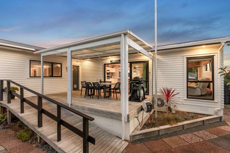 55 Howe Street Howick_11